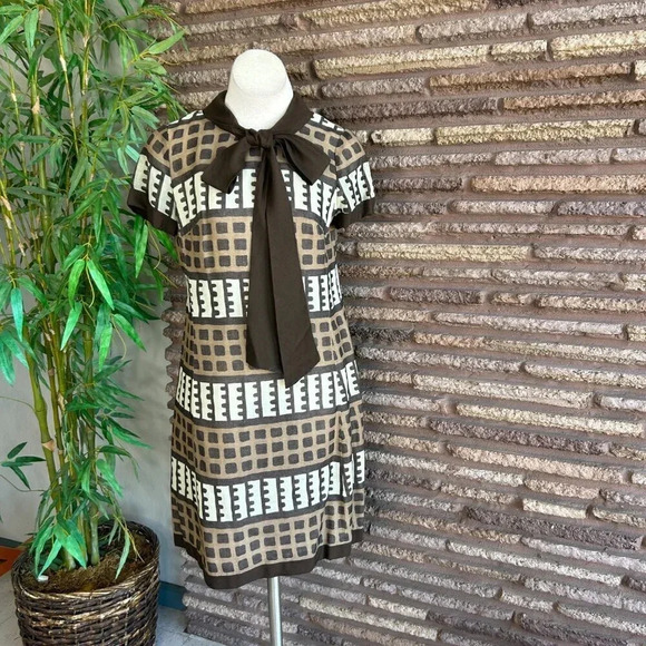 Vintage 60's Carol Craig Brown Geometric Big Bow Modest Sheath Dress - Picture 7 of 7
